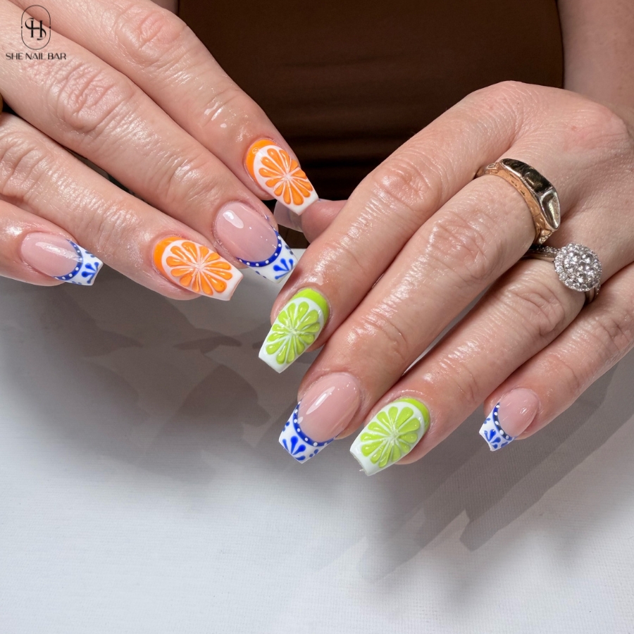 SHE NAIL BAR